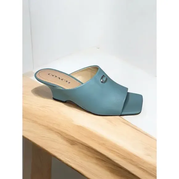 NWOT Coach CS085 Celeste Wedge Sandal Size 8B - Picture 2 of 9